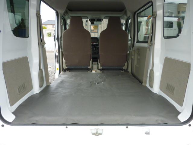 NV100クリッパーバン DX GLセーフティパッケージ 4WD 4速オートマ 衝突被害軽減ブレーキ ナビ TV(10枚目)