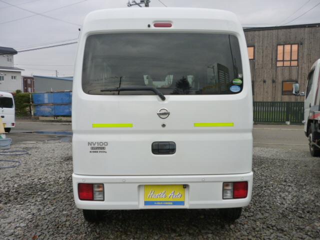 NV100クリッパーバン DX GLセーフティパッケージ 4WD 4速オートマ 衝突被害軽減ブレーキ ナビ TV(21枚目)