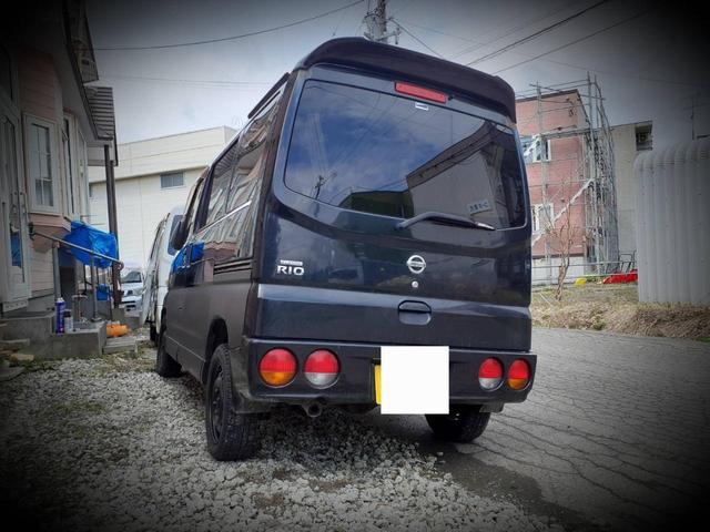 クリッパーリオ Ｅ　ＦＯＵＲ　スペシャルパック　車中泊仕様　防災特化型　防災グッズフル装備　消火器　簡易トイレ　折りたたみガスコンロ　防災バッグ　食器セット　鍋やかん　ベッド　棚　テーブル（9枚目）