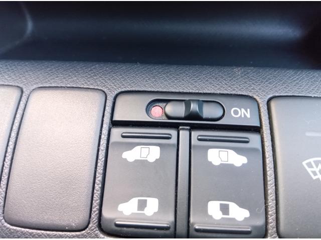 ステップワゴン G スマートスタイルエディション 車検9年3月 両側電動スライドドア ナビ&TV ドラレコ 夏冬タイヤホイール付 スマートキー HIDヘッドライト(6枚目)