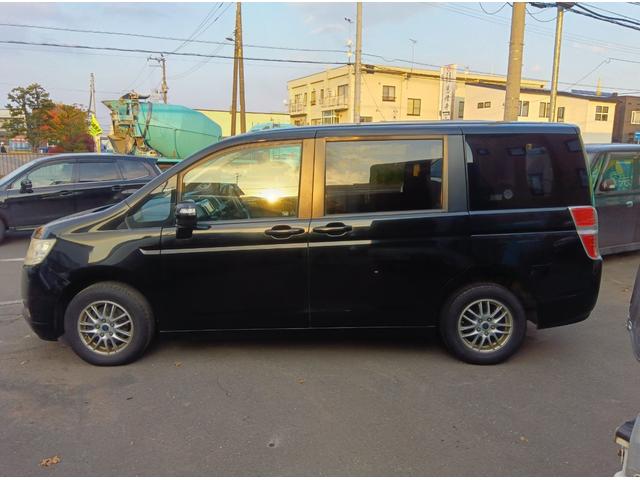 ステップワゴン G スマートスタイルエディション 車検9年3月 両側電動スライドドア ナビ&TV ドラレコ 夏冬タイヤホイール付 スマートキー HIDヘッドライト(14枚目)