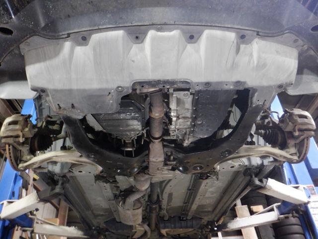ムラーノ ２５０ＸＶ　ＦＯＵＲ　４ＷＤ　後期型　ナビ　フルセグＴＶ　Ｂ／Ｔ　バックカメラ　サイドカメラ　ＥＴＣ　クルコン　サンルーフ　革シート　シートヒーター　前席パワーシート　ルーフレール　ＨＩＤ　フォグランプ　プッシュスタート（70枚目）