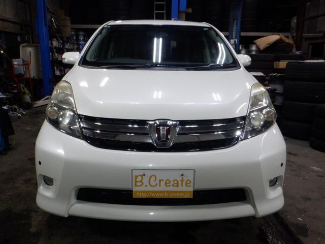 アイシス プラタナ 4WD ナビ TV B/T Bカメラ パワスラ スマートキー プッシュスタート ETC 社外エンスタ クリアランスソナー リアヒーター 寒冷地仕様 フォグランプ オートエアコン 社外AW(8枚目)