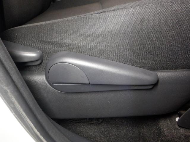 アイシス プラタナ 4WD ナビ TV B/T Bカメラ パワスラ スマートキー プッシュスタート ETC 社外エンスタ クリアランスソナー リアヒーター 寒冷地仕様 フォグランプ オートエアコン 社外AW(33枚目)