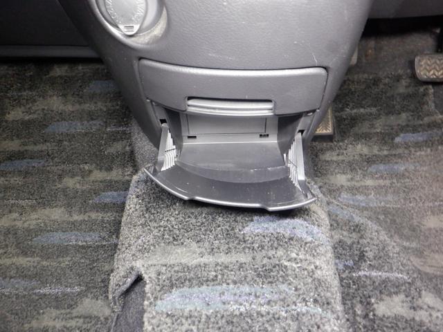 アイシス プラタナ 4WD ナビ TV B/T Bカメラ パワスラ スマートキー プッシュスタート ETC 社外エンスタ クリアランスソナー リアヒーター 寒冷地仕様 フォグランプ オートエアコン 社外AW(46枚目)