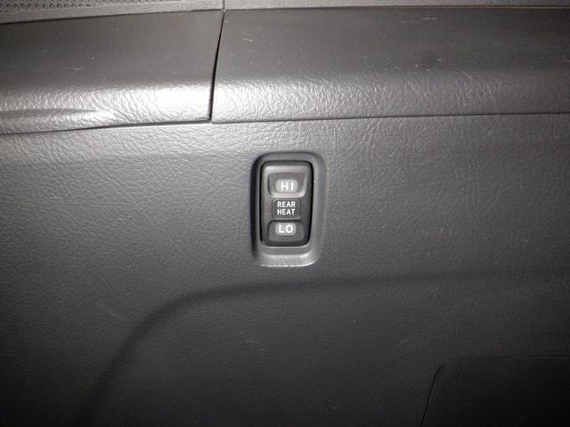 アイシス プラタナ 4WD ナビ TV B/T Bカメラ パワスラ スマートキー プッシュスタート ETC 社外エンスタ クリアランスソナー リアヒーター 寒冷地仕様 フォグランプ オートエアコン 社外AW(56枚目)