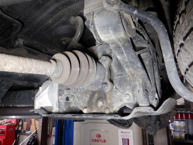 アイシス プラタナ 4WD ナビ TV B/T Bカメラ パワスラ スマートキー プッシュスタート ETC 社外エンスタ クリアランスソナー リアヒーター 寒冷地仕様 フォグランプ オートエアコン 社外AW(72枚目)