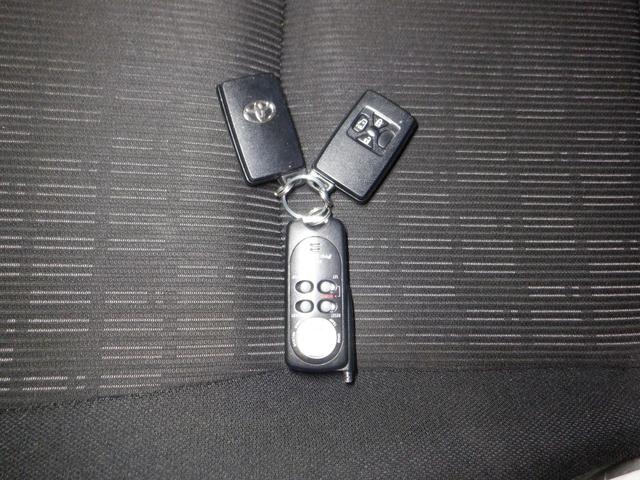 アイシス プラタナ 4WD ナビ TV B/T Bカメラ パワスラ スマートキー プッシュスタート ETC 社外エンスタ クリアランスソナー リアヒーター 寒冷地仕様 フォグランプ オートエアコン 社外AW(80枚目)