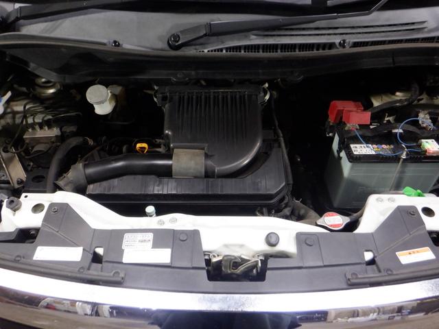 ソリオバンディット ベースグレード　４ＷＤ　ナビ　フルセグＴＶ　ＵＳＢ接続　バックカメラ　サイドカメラ　シートヒーター　両側パワスラ　１００Ｖ電源　ＨＩＤ　フォグランプ　ドアバイザー　スマートキー　プッシュスタート（27枚目）