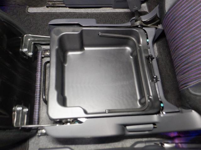 ソリオバンディット ベースグレード　４ＷＤ　ナビ　フルセグＴＶ　ＵＳＢ接続　バックカメラ　サイドカメラ　シートヒーター　両側パワスラ　１００Ｖ電源　ＨＩＤ　フォグランプ　ドアバイザー　スマートキー　プッシュスタート（62枚目）