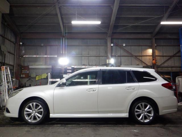 レガシィツーリングワゴン ２．５ｉアイサイト　４ＷＤ　本州仕入　後期型　ナビ　ＴＶ　Ｂ／Ｔ　Ｂカメラ　電動シート　スマートキー　プッシュスタート　ＥＴＣ　ＨＩＤ　衝突軽減　ヘッドライトウォッシャー　フォグランプ（16枚目）