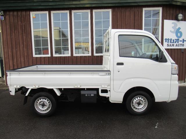 ハイゼットトラック スタンダード　４ＷＤ＆エアコン＆オートマ＆パワステ＆ラジオ＆荷台マット＆運転席エアバック＆ヘッドライトレベライザー（3枚目）