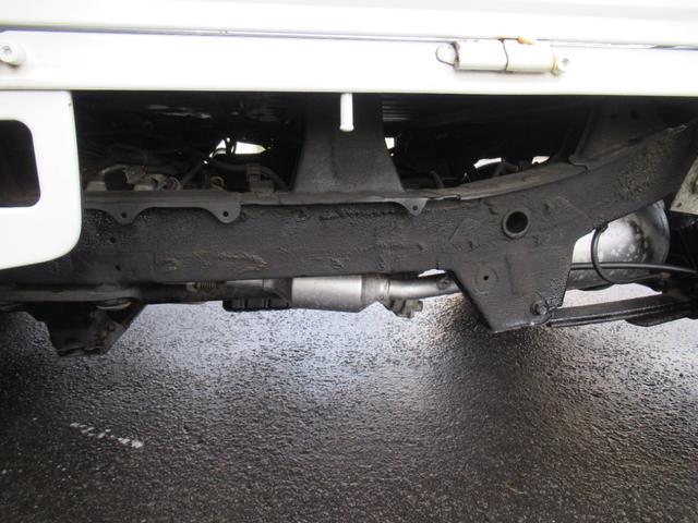 ハイゼットトラック スタンダード　４ＷＤ＆エアコン＆オートマ＆パワステ＆ラジオ＆荷台マット＆運転席エアバック＆ヘッドライトレベライザー（7枚目）