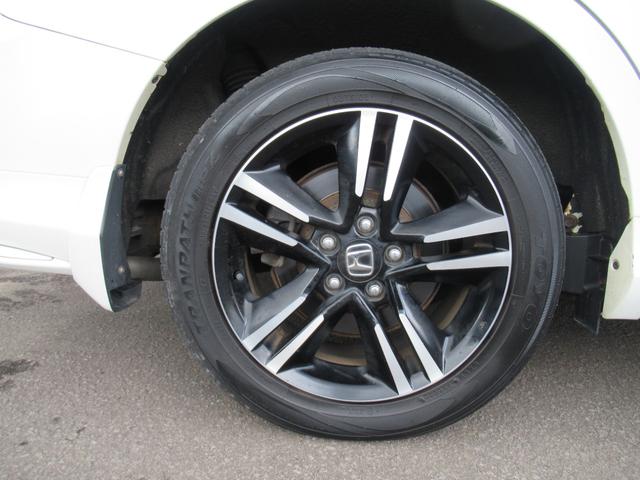 オデッセイ アブソルート・アドバンス　４ＷＤ＆特別仕様車＆インターナビ＆マルチビューカメラ＆両側パワースライドドア＆ウエルカムライト＆ＬＥＤヘッドライト＆純正アルミホイール＆ＨＤＭＩ（22枚目）