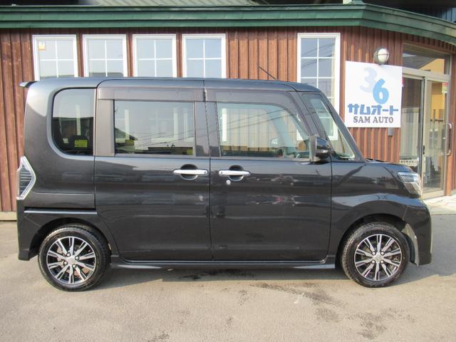 タント カスタムＸ　トップエディションリミテッドＳＡＩＩＩ　４ＷＤ＆両側パワースライドドア＆社外ナビゲーション＆アラウンドビューモニター＆純正エンジンスターター＆スマートアシスト＆純正アルミホイール＆オートエアコン（3枚目）