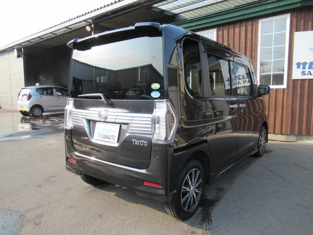 タント カスタムＸ　トップエディションリミテッドＳＡＩＩＩ　４ＷＤ＆両側パワースライドドア＆社外ナビゲーション＆アラウンドビューモニター＆純正エンジンスターター＆スマートアシスト＆純正アルミホイール＆オートエアコン（4枚目）