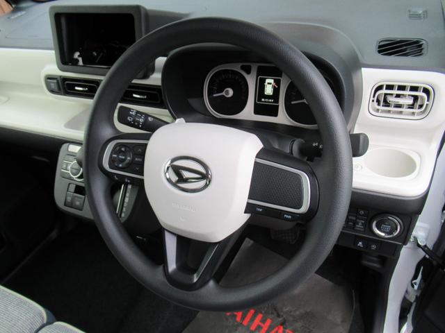 ムーヴキャンバス ストライプスＧ　４ＷＤ＆走行９キロ＆両側パワースライドドア＆ＬＥＤヘッドライト＆フォグランプ＆ホッとカップホルダー＆マルチインフォメーションディスプレイ＆運転席＆助手席シートヒーター＆オートエアコン（10枚目）