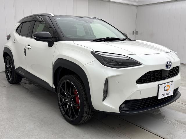 ヤリスクロス ハイブリッドＺ　純正ディスプレイオーディオ　ＴＶフル　リアカメラ　前後ドラレコ　夏冬タイヤ付　ＥＴＣ（6枚目）