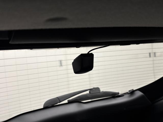 ヤリスクロス ハイブリッドＺ　純正ディスプレイオーディオ　ＴＶフル　リアカメラ　前後ドラレコ　夏冬タイヤ付　ＥＴＣ（15枚目）