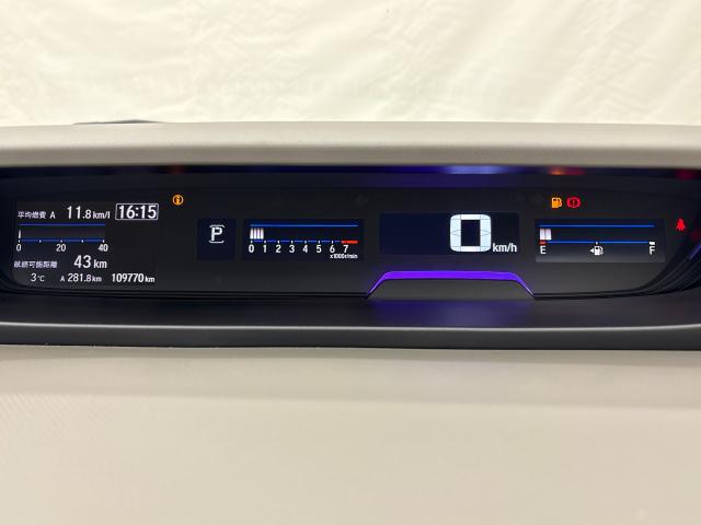 フリード Ｇ・ホンダセンシング　純正ナビ　ＴＶフル　リアカメラ　エンスタ　ドラレコ　夏冬タイヤ付（14枚目）