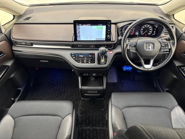 オデッセイ アブソルート　純正１０インチナビ　ＴＶフル　ルーフモニター　前後ドラレコ　エンスタ　全周囲カメラ　ＥＴＣ（11枚目）