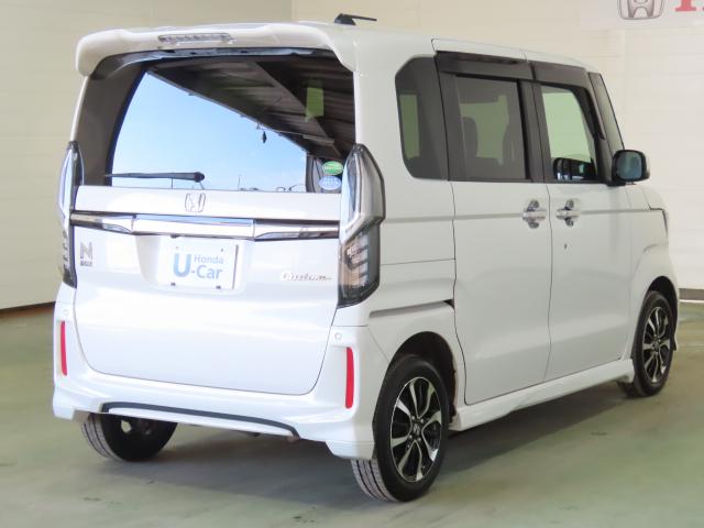 Ｎ－ＢＯＸカスタム Ｇ・Ｌホンダセンシング　純正８インチナビ　ＴＶフル　リアカメラ　ＥＴＣ（9枚目）