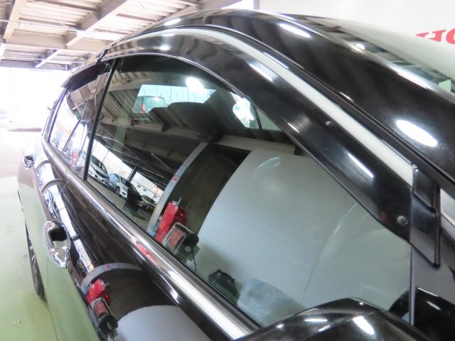 �h�A�o�C�U�[������@�J�̓��̊��C�ȂǂɌ��ʂ𔭊��I