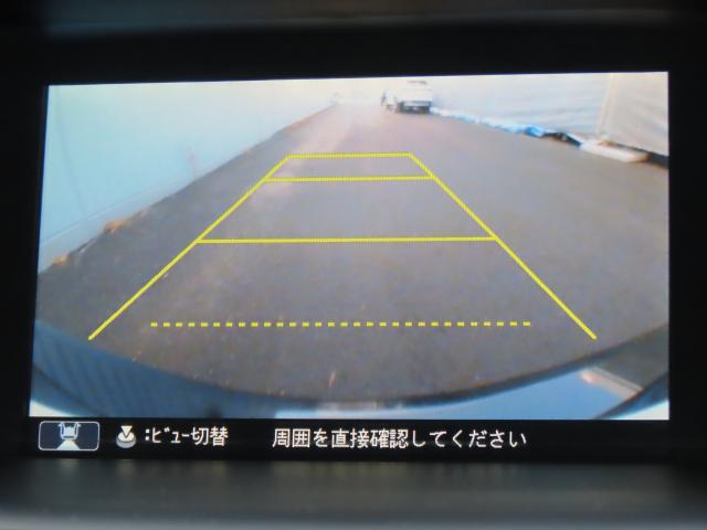 ���A���C�h�J�����V�X�e���I�]���̎���ɉ����āA����������P�W�O°�܂Ō����郏�C�h�r���[�ƁA�����^�ォ�猩���悤�Ȏ���Œ��Ԏ��Ȃǂɕ֗��ȃg�b�v�_�E���r���[�̂R�̎��삪����܂��I