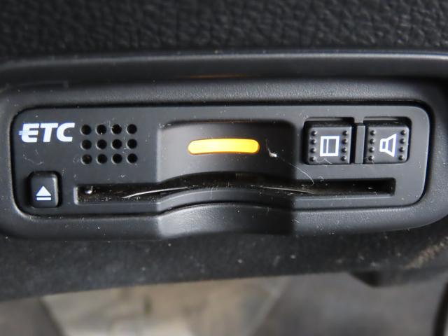 ヴェゼル ハイブリッドＸ・ホンダセンシング　純正ナビ　エンスタ　前後ドラレコ　ＴＶフル　リアカメラ　夏冬タイヤ付　ＥＴＣ（18枚目）