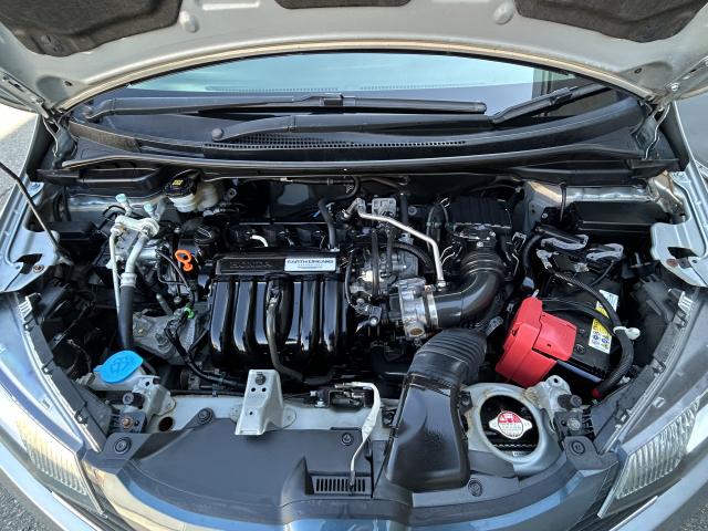 フィット １３Ｇ・Ｆパッケージ　純正ナビ　ＴＶワンセグ　リアカメラ　夏冬タイヤ付　ＥＴＣ（11枚目）