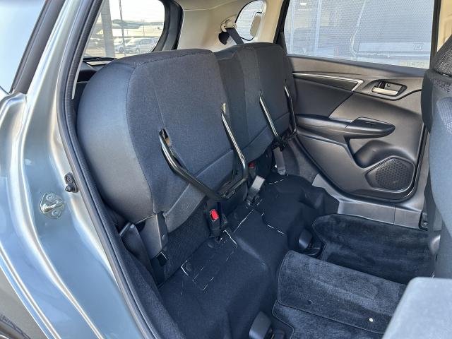 フィット １３Ｇ・Ｆパッケージ　純正ナビ　ＴＶワンセグ　リアカメラ　夏冬タイヤ付　ＥＴＣ（21枚目）