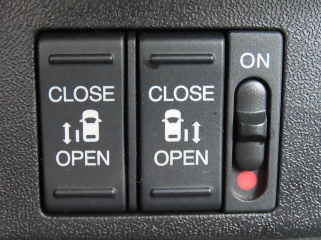 �I�[�g�X���C�h�h�A�ł��I�����v�b�V���ŃX���C�h�h�A���J���܂��I�Ƃ��Ă��֗��ȋ@�\�ł��I