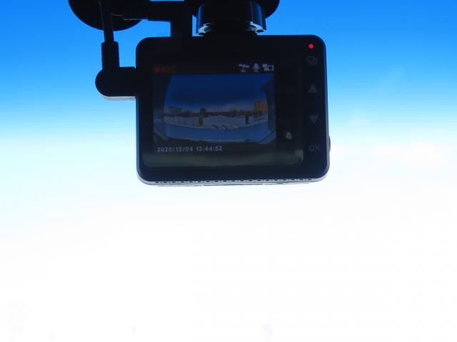 ���̂̍ۂ͑�O�҂̖ڂŋq�ϓI�ȏ؋����c��h���C�u���R�[�_�[�t�ł��I