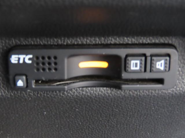 フリード Ｇ・ホンダセンシング　純正ナビ　ＴＶフル　リアカメラ　ルーフモニター　エンスタ　夏冬タイヤ付　ＥＴＣ（17枚目）