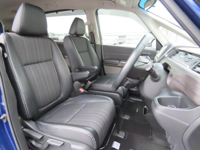 フリード Ｇ・ホンダセンシング　純正ナビ　ＴＶフル　リアカメラ　ルーフモニター　エンスタ　夏冬タイヤ付　ＥＴＣ（19枚目）