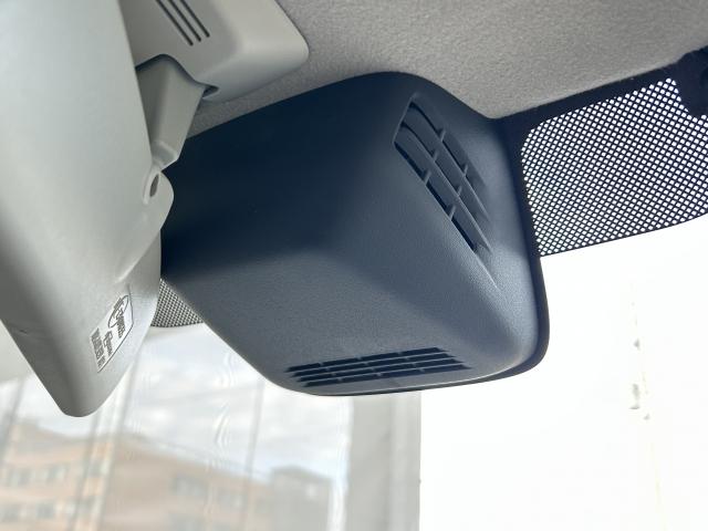 アルトラパン Ｘ　スズキセーフティサポート　カロッツェリアナビ　マルチカメラ　ＴＶフル　夏冬タイヤ付（3枚目）