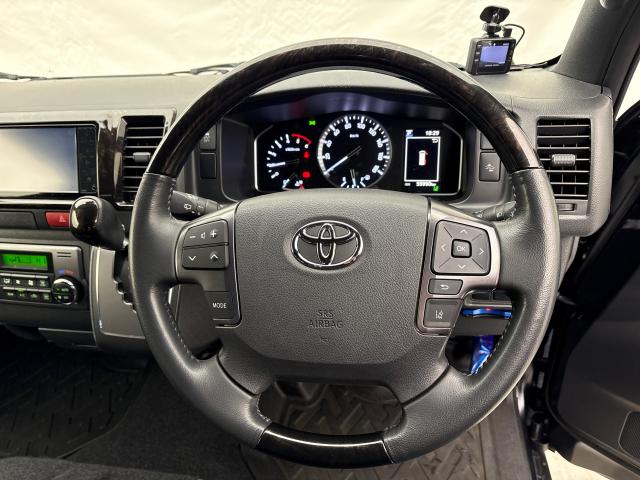 ハイエースバン スーパーＧＬダークプライムＩＩ　トヨタナビ　ＴＶフル　レーンキープアシスト　レーダーブレーキ　ドラレコ　ＥＴＣ（12枚目）