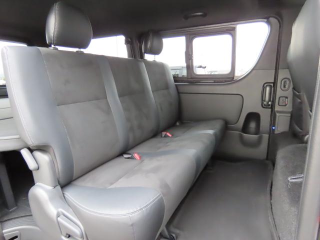 ハイエースバン スーパーＧＬ　ダークプライムＩＩ　スーパーＧＬダークプライムＩＩ　４ＷＤ　メモリーナビ　ＥＴＣ　バックカメラ　両側スライドドア　フルセグ　ターボ　ＵＳＢ入力端子　ＬＥＤヘッドランプ　スマートキー　横滑り防止装置　ワンオーナー（21枚目）