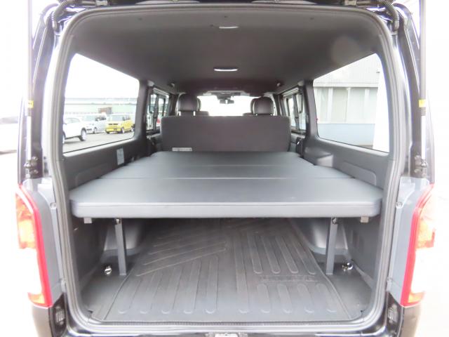 ハイエースバン スーパーＧＬ　ダークプライムＩＩ　スーパーＧＬダークプライムＩＩ　４ＷＤ　メモリーナビ　ＥＴＣ　バックカメラ　両側スライドドア　フルセグ　ターボ　ＵＳＢ入力端子　ＬＥＤヘッドランプ　スマートキー　横滑り防止装置　ワンオーナー（23枚目）