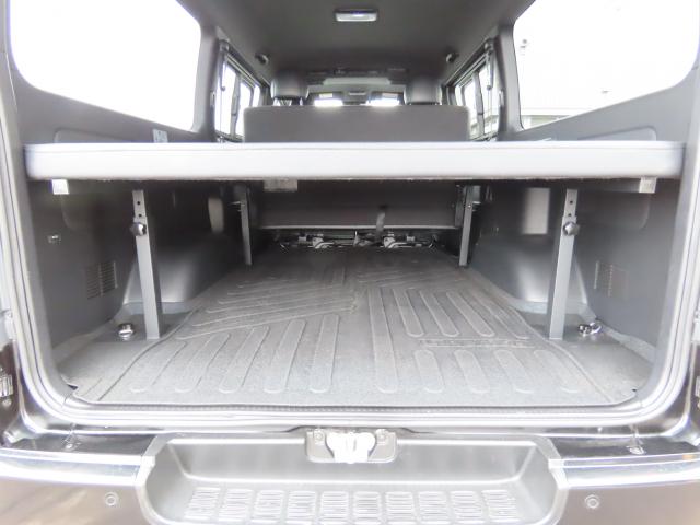 ハイエースバン スーパーＧＬ　ダークプライムＩＩ　スーパーＧＬダークプライムＩＩ　４ＷＤ　メモリーナビ　ＥＴＣ　バックカメラ　両側スライドドア　フルセグ　ターボ　ＵＳＢ入力端子　ＬＥＤヘッドランプ　スマートキー　横滑り防止装置　ワンオーナー（24枚目）