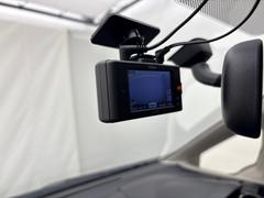 ���Τκݤ��軰�Ԥ��ܤǵҴ�Ū�ʾڵ򤬻Ĥ�ɥ饤�֥쥳�������դǤ��� 4