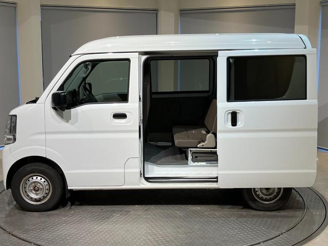 日産 ＮＶ１００クリッパーバン