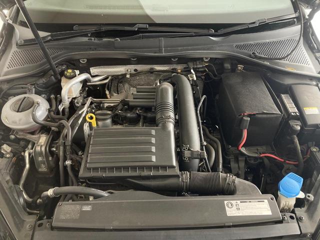 ゴルフ エディション４０　１０００台限定車　純正ナビ　Ｂカメラ　ブラウンハーフレザー　シートヒーター　プリクラッシュ　ドラレコ　ＥＴＣ（19枚目）