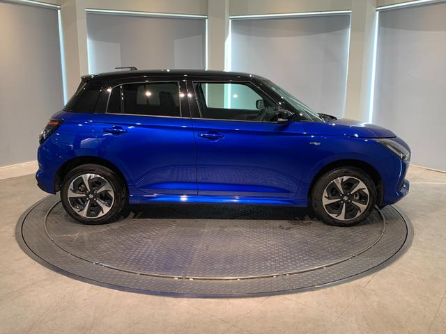 スイフト ハイブリッドMZ 4WD 純正ナビ 全方位モニター 地デジTV 夏冬タイヤ シートヒーター 衝突軽減ブレーキ ドラレコ(6枚目)