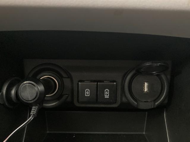 スイフト ハイブリッドMZ 4WD 純正ナビ 全方位モニター 地デジTV 夏冬タイヤ シートヒーター 衝突軽減ブレーキ ドラレコ(42枚目)