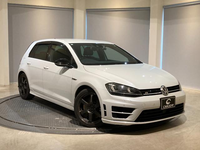 ゴルフＲ ベースグレード　純正ナビ　地デジＴＶ　Ｂカメラ　黒革シート　パワーシート　レーダークルーズコントロール　ＥＴＣ（10枚目）