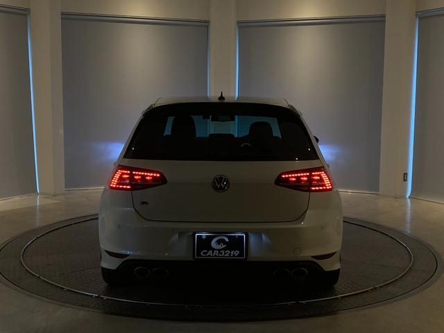 ゴルフＲ ベースグレード　純正ナビ　地デジＴＶ　Ｂカメラ　黒革シート　パワーシート　レーダークルーズコントロール　ＥＴＣ（16枚目）