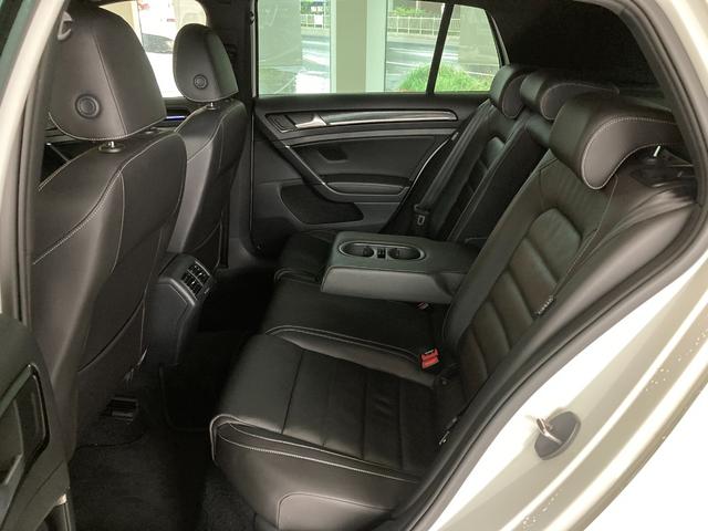 ゴルフＲ ベースグレード　純正ナビ　地デジＴＶ　Ｂカメラ　黒革シート　パワーシート　レーダークルーズコントロール　ＥＴＣ（27枚目）