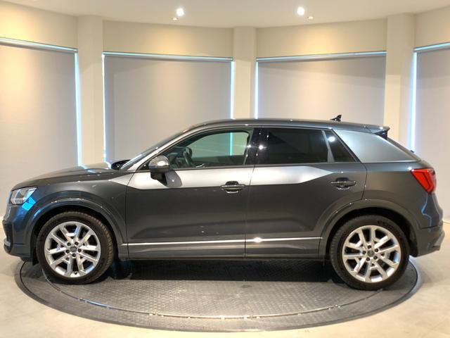 SQ2 ベースグレード バーチャルコックピット LEDヘッドライト 地デジTV Bカメラ ハーフレザーシート シートヒーター パワーゲート 可変バルブマフラー(5枚目)