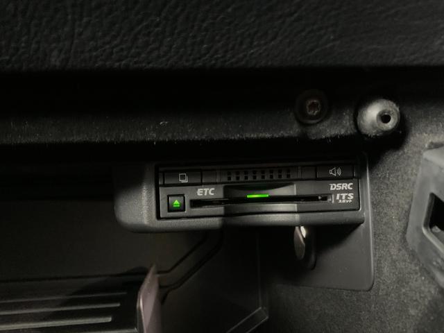 IS IS300h バージョンL 寒冷地仕様 本革シート シートヒーター シートベンチレーション ステアリングヒーター 地デジTV Bカメラ BSM ETC(42枚目)